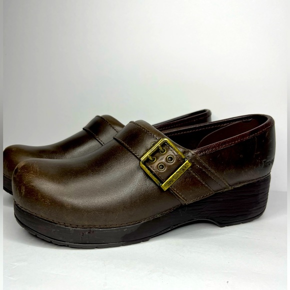 Skechers Shoes - Skechers Women's Work: Tone-ups CLOGS Slip Resistant Leather Brown